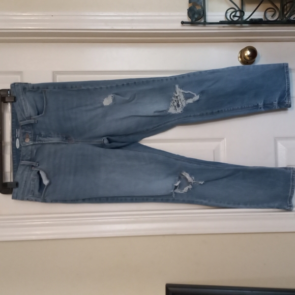 OLD NAVY. - Picture 2 of 7